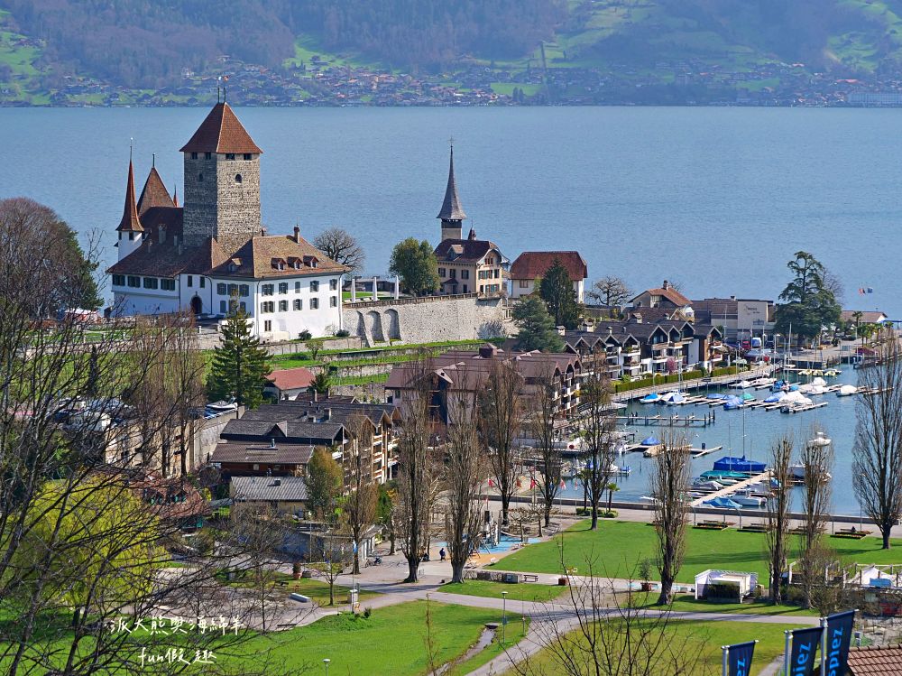 圖恩湖 Thunersee︱揮別少女峰！阿爾卑斯山的藍寶石：欣賞圖恩湖絕美湖光，從施皮茨前往策馬特的浪漫轉場（含交通資訊） ～春季德瑞13日夢幻跟團︱DAY7-1