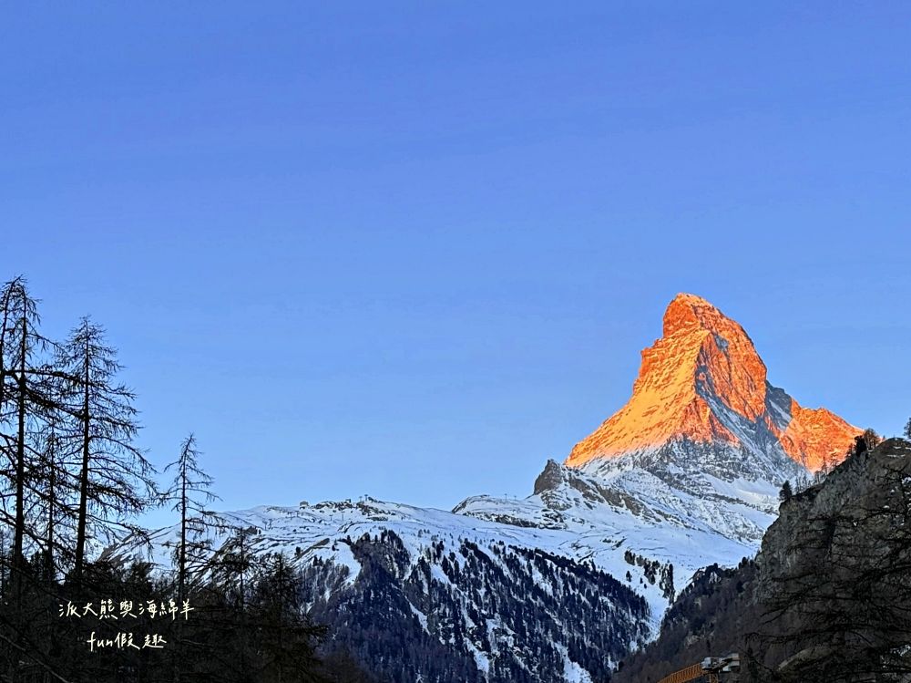 瑞士策馬特（Zermatt）實拍︱免上高山觀景台！用鏡頭捕捉馬特洪峰的日與夜：教堂橋（Kirchbrücke）黃金日出與Chalet Hotel Schönegg絕美夜景～春季德瑞13日夢幻跟團︱DAY7-3