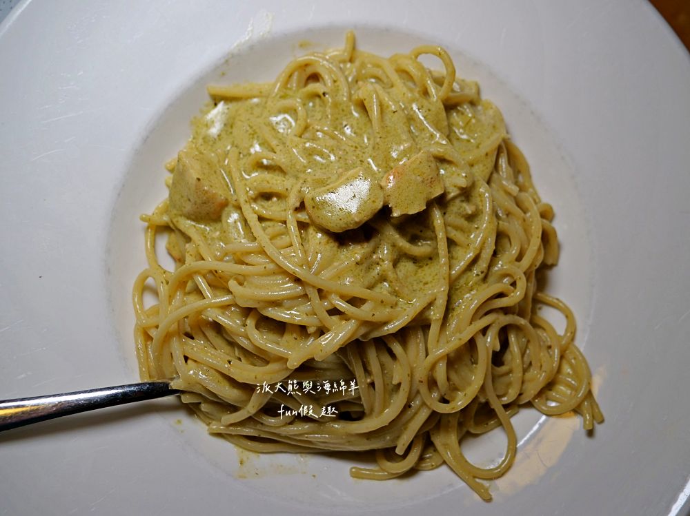 Bahnhofbuffet Non Solo Treno︱出站即抵達！在舊式火車車廂內享用義式美食，披薩、義大利麵與微醺瓦萊州聖代～春季德瑞13日夢幻跟團︱DAY8-5