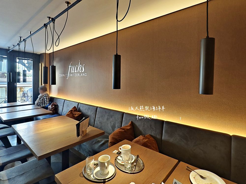 Fuchs Bakery & Cafe︱在最熱鬧的班霍夫大道,尋找慢活的山居歲月:百年老字號烘焙坊的溫馨下午茶體驗~春季德瑞13日夢幻跟團︱DAY8-3 - 第13張圖 Fuchs Bakery & Cafe︱在最熱鬧的班霍夫大道,尋找慢活的山居歲月:百年老字號烘焙坊的溫馨下午茶體驗~春季德瑞13日夢幻跟團︱DAY8-3