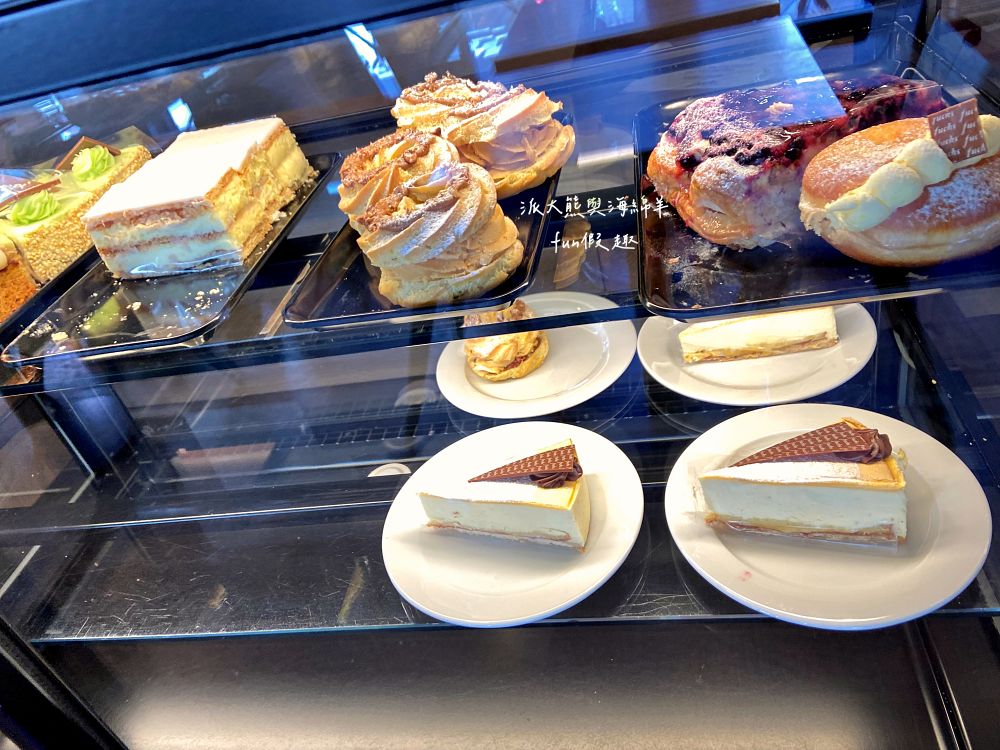 Fuchs Bakery & Cafe︱在最熱鬧的班霍夫大道，尋找慢活的山居歲月：百年老字號烘焙坊的溫馨下午茶體驗～春季德瑞13日夢幻跟團︱DAY8-3