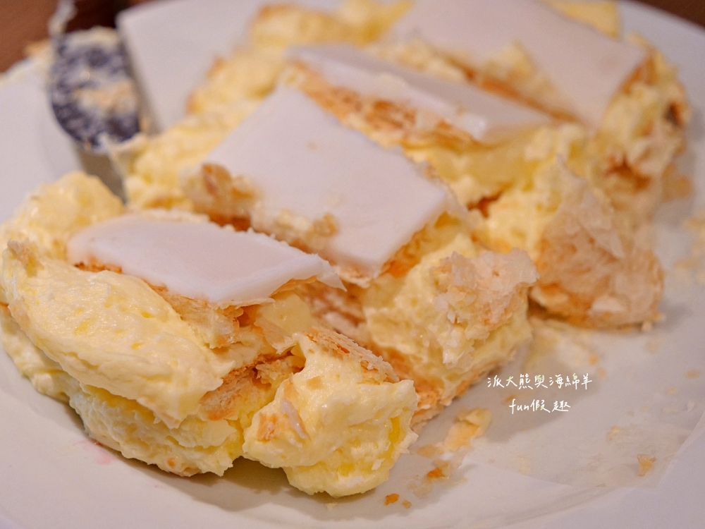 Fuchs Bakery & Cafe︱在最熱鬧的班霍夫大道,尋找慢活的山居歲月:百年老字號烘焙坊的溫馨下午茶體驗~春季德瑞13日夢幻跟團︱DAY8-3 - 第23張圖 Fuchs Bakery & Cafe︱在最熱鬧的班霍夫大道,尋找慢活的山居歲月:百年老字號烘焙坊的溫馨下午茶體驗~春季德瑞13日夢幻跟團︱DAY8-3