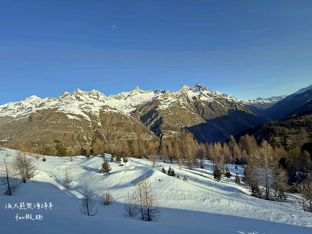 馬特洪峰（Matterhorn）︱搭乘登山鐵道前往Gornergrat、眺望金字塔山峰、ZOOOM the Matterhorn體驗、漫步Riffelalp夢幻雪景，享受最純粹的瑞士慢遊時光～春季德瑞13日夢幻跟團︱DAY8-1
