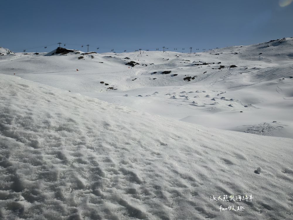 馬特洪峰（Matterhorn）︱搭乘登山鐵道前往Gornergrat、眺望金字塔山峰、ZOOOM the Matterhorn體驗、漫步Riffelalp夢幻雪景，享受最純粹的瑞士慢遊時光～春季德瑞13日夢幻跟團︱DAY8-1