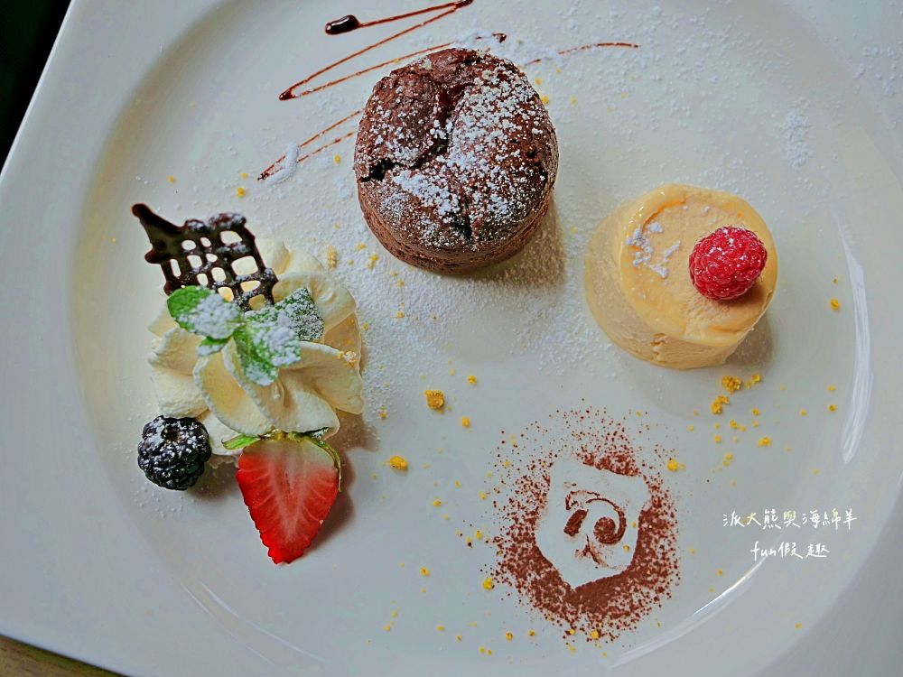 Restaurant Julen︱難以忘懷的粉嫩黑鼻羊排與瓦萊州 Syrah紅酒，視覺與味覺的雙重奢華享受～馬特洪峰山腳下的極致味蕾！春季德瑞13日夢幻跟團︱DAY8-2