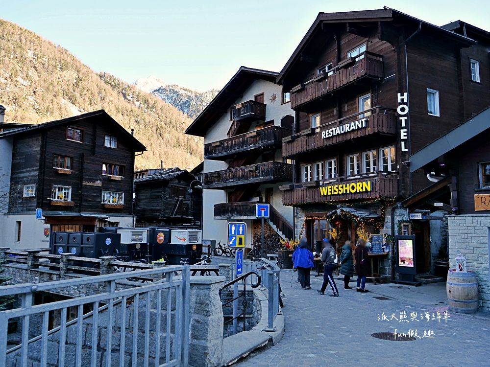 策馬特（Zermatt）半日遊︱漫步童話山城班霍夫大街，Coop超市採買伴手禮、瑞士刀、馬特洪峰紀念杯，超實用購物指南通通在這裡！︱春季德瑞13日夢幻跟團︱DAY8-4