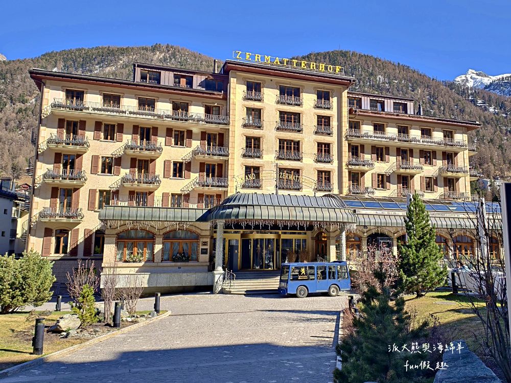 策馬特（Zermatt）半日遊︱漫步童話山城班霍夫大街，Coop超市採買伴手禮、瑞士刀、馬特洪峰紀念杯，超實用購物指南通通在這裡！︱春季德瑞13日夢幻跟團︱DAY8-4