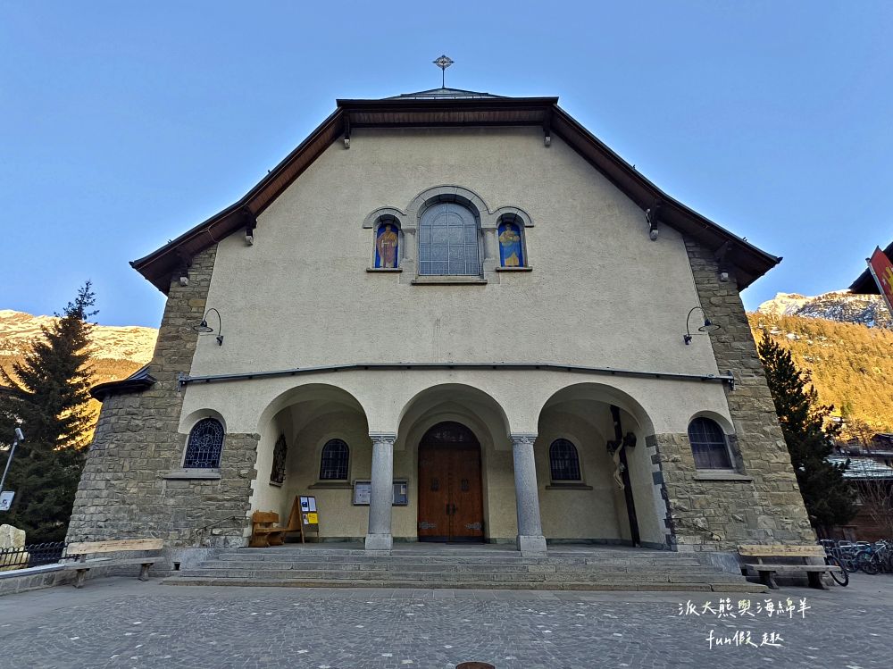 策馬特（Zermatt）半日遊︱漫步童話山城班霍夫大街，Coop超市採買伴手禮、瑞士刀、馬特洪峰紀念杯，超實用購物指南通通在這裡！︱春季德瑞13日夢幻跟團︱DAY8-4