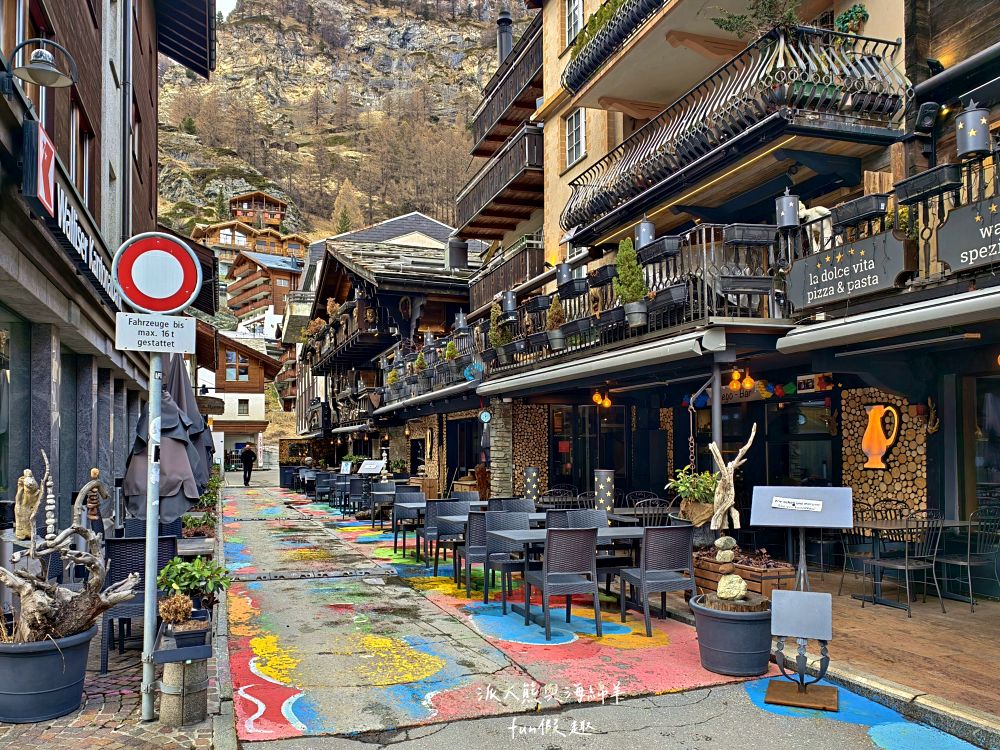 策馬特（Zermatt）半日遊︱漫步童話山城班霍夫大街，Coop超市採買伴手禮、瑞士刀、馬特洪峰紀念杯，超實用購物指南通通在這裡！︱春季德瑞13日夢幻跟團︱DAY8-4