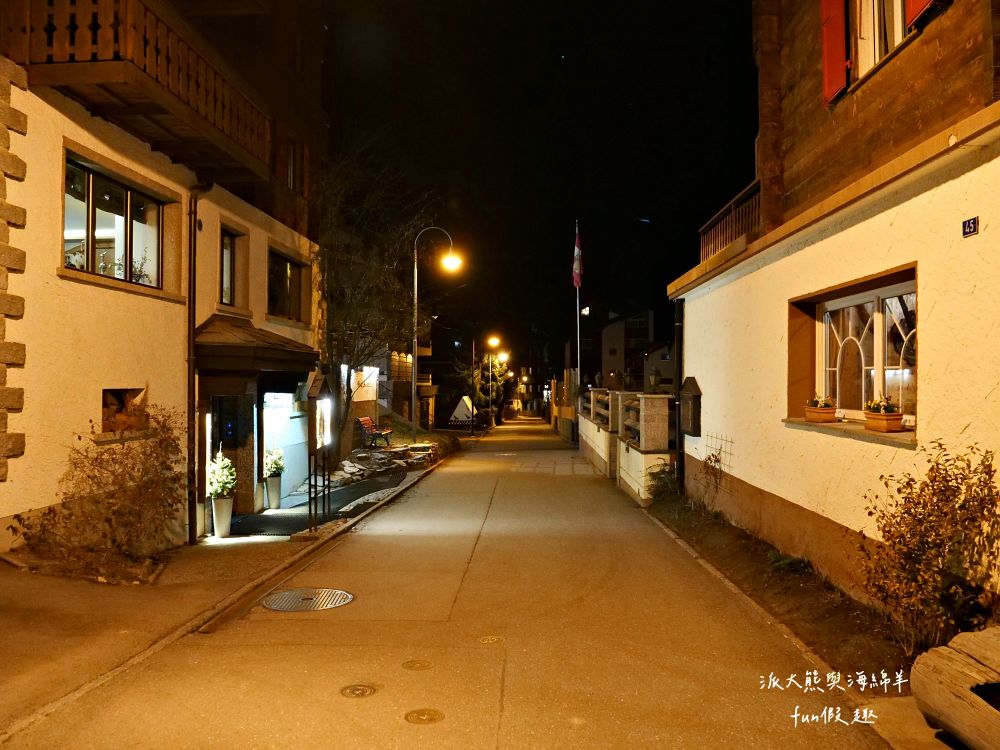 策馬特（Zermatt）半日遊︱漫步童話山城班霍夫大街，Coop超市採買伴手禮、瑞士刀、馬特洪峰紀念杯，超實用購物指南通通在這裡！︱春季德瑞13日夢幻跟團︱DAY8-4