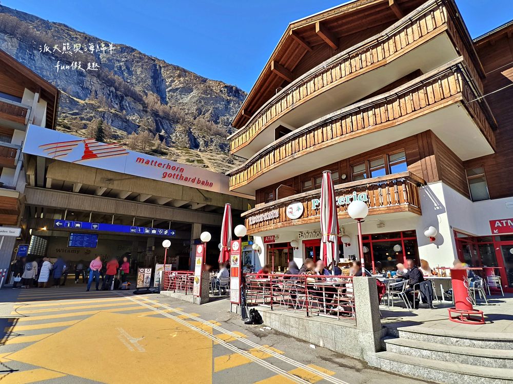策馬特（Zermatt）半日遊︱漫步童話山城班霍夫大街，Coop超市採買伴手禮、瑞士刀、馬特洪峰紀念杯，超實用購物指南通通在這裡！︱春季德瑞13日夢幻跟團︱DAY8-4