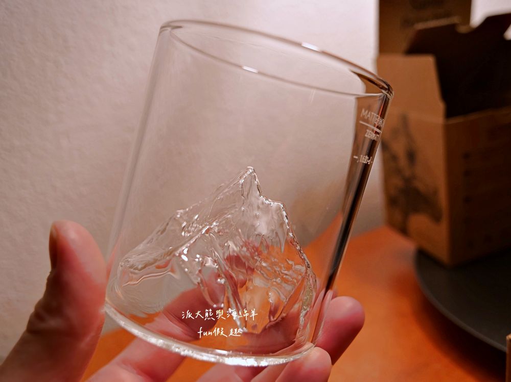 策馬特（Zermatt）半日遊︱漫步童話山城班霍夫大街，Coop超市採買伴手禮、瑞士刀、馬特洪峰紀念杯，超實用購物指南通通在這裡！︱春季德瑞13日夢幻跟團︱DAY8-4