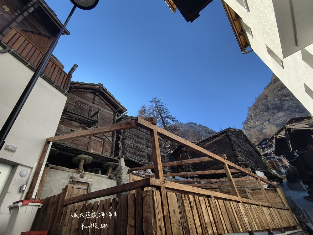 策馬特（Zermatt）半日遊︱漫步童話山城班霍夫大街，Coop超市採買伴手禮、瑞士刀、馬特洪峰紀念杯，超實用購物指南通通在這裡！︱春季德瑞13日夢幻跟團︱DAY8-4