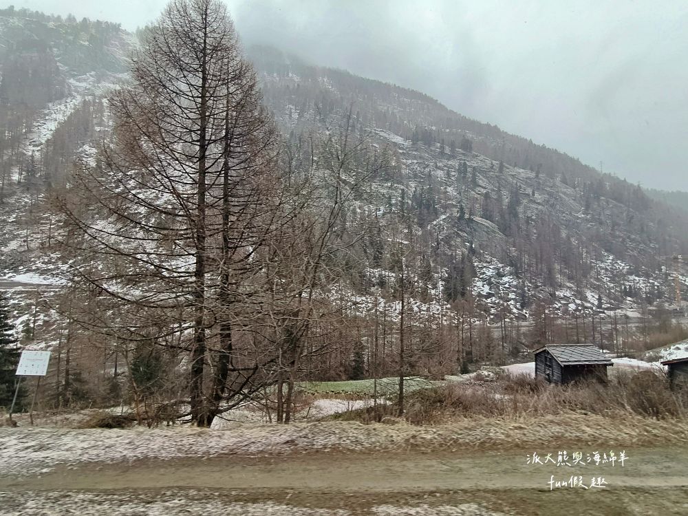 冰河列車（Glacier Express）︱解鎖全球最慢快車，全景窗配瓦萊州美食！策馬特到庫爾5.5小時慢旅行，最奢侈的阿爾卑斯鐵道饗宴～春季德瑞13日夢幻跟團︱DAY9-1