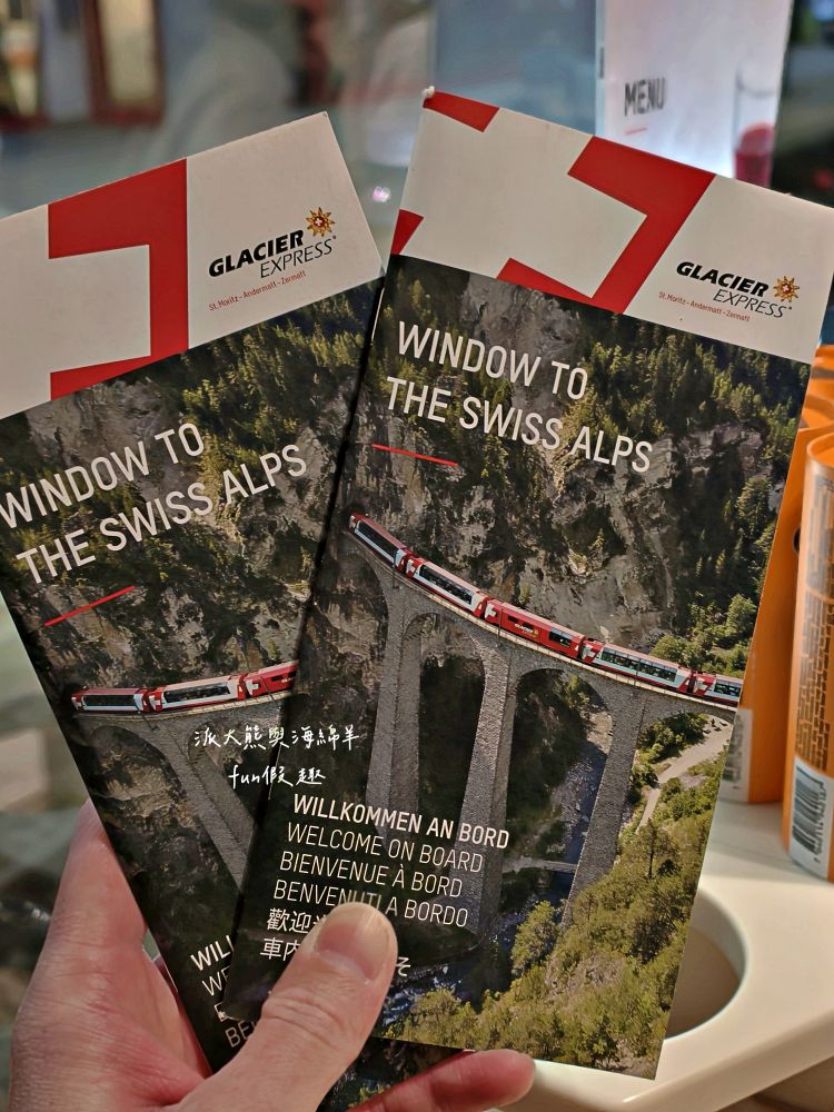 冰河列車（Glacier Express）︱解鎖全球最慢快車，全景窗配瓦萊州美食！策馬特到庫爾5.5小時慢旅行，最奢侈的阿爾卑斯鐵道饗宴～春季德瑞13日夢幻跟團︱DAY9-1