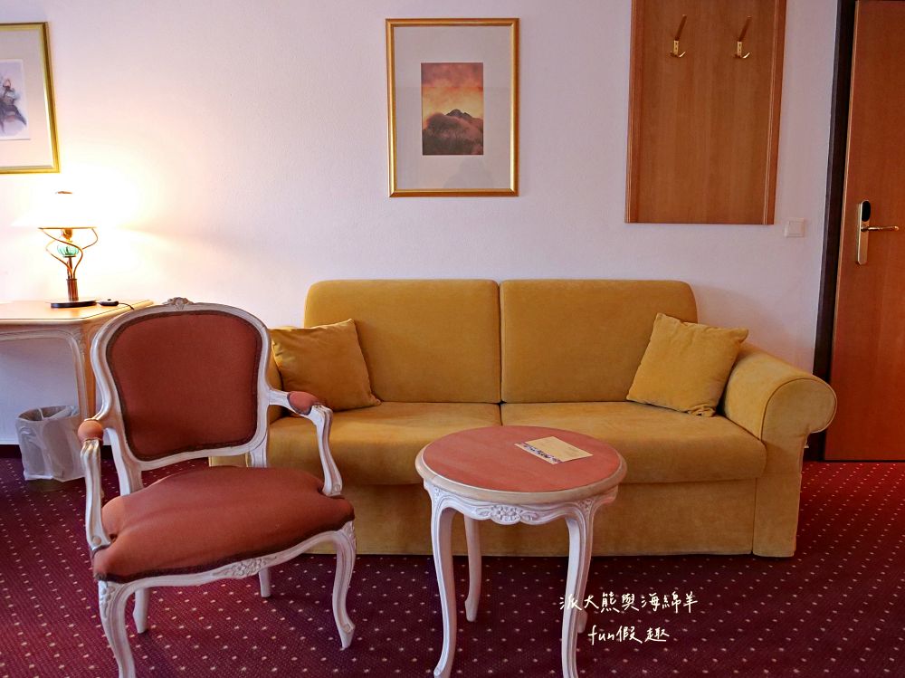 Luitpoldpark Hotel︱入住阿爾卑斯童話小鎮,火車站旁100公尺的新天鵝堡絕佳前哨站,福森4星級飯店一泊二食開箱︱春季德瑞13日夢幻跟團︱DAY9-3~ - 第25張圖 Luitpoldpark Hotel︱入住阿爾卑斯童話小鎮,火車站旁100公尺的新天鵝堡絕佳前哨站,福森4星級飯店一泊二食開箱︱春季德瑞13日夢幻跟團︱DAY9-3~