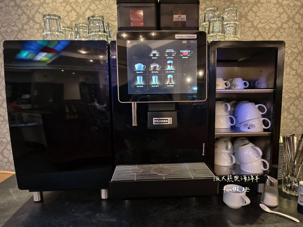 Luitpoldpark Hotel︱入住阿爾卑斯童話小鎮,火車站旁100公尺的新天鵝堡絕佳前哨站,福森4星級飯店一泊二食開箱︱春季德瑞13日夢幻跟團︱DAY9-3~ - 第84張圖 Luitpoldpark Hotel︱入住阿爾卑斯童話小鎮,火車站旁100公尺的新天鵝堡絕佳前哨站,福森4星級飯店一泊二食開箱︱春季德瑞13日夢幻跟團︱DAY9-3~