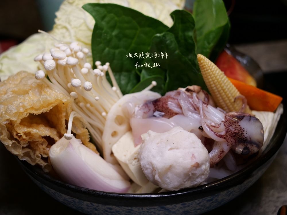 2026澎漁海味.壽司.鍋物｜澎漁草屯旗艦店！500元內高CP值套餐，必點超狂香菜牛肉鍋、巨無霸炸蝦壽司與澎湖明蝦總匯 （附專屬停車場）～