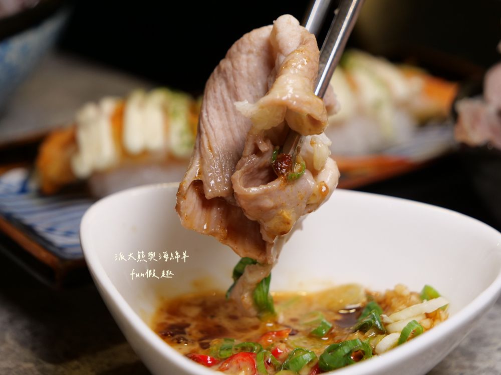 2026澎漁海味.壽司.鍋物｜澎漁草屯旗艦店！500元內高CP值套餐，必點超狂香菜牛肉鍋、巨無霸炸蝦壽司與澎湖明蝦總匯 （附專屬停車場）～