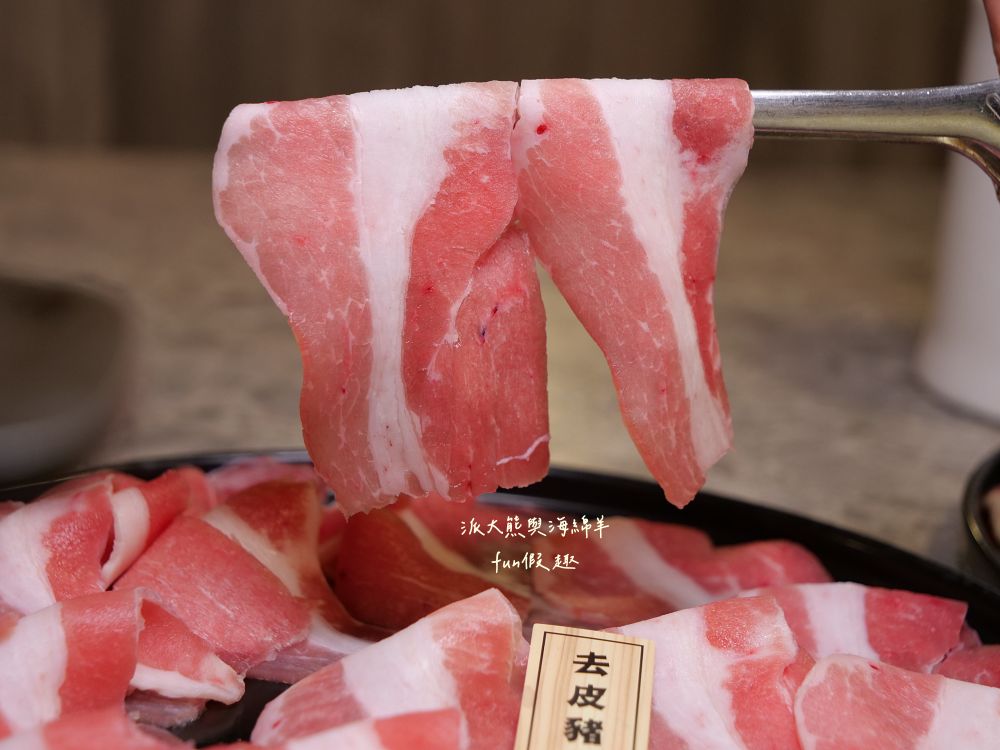 2026澎漁海味.壽司.鍋物｜澎漁草屯旗艦店！500元內高CP值套餐，必點超狂香菜牛肉鍋、巨無霸炸蝦壽司與澎湖明蝦總匯 （附專屬停車場）～